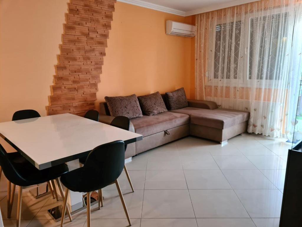 Plazs Apartman Siofok Exterior photo